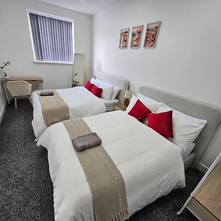 Stylish 1 Bed Apartment In Newly Refurbished Building W/ Parking & Wi-Fi Birmingham Eksteriør billede