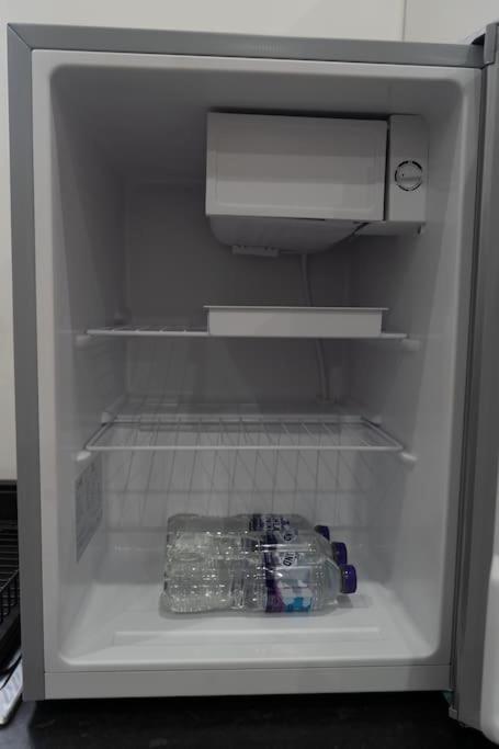 Stylish 1 Bed Apartment In Newly Refurbished Building W/ Parking & Wi-Fi Birmingham Eksteriør billede